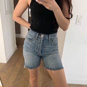 Denim forum Joni loose long cut off short